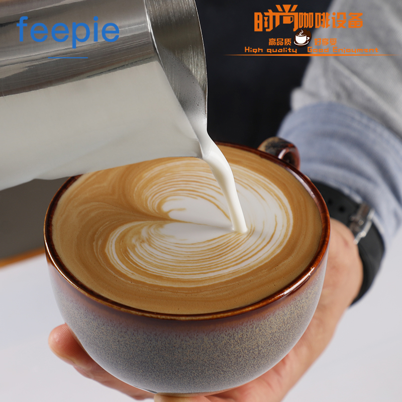 精密刻度優質不鏽鋼拉花杯讓您的咖啡藝術更加精湛