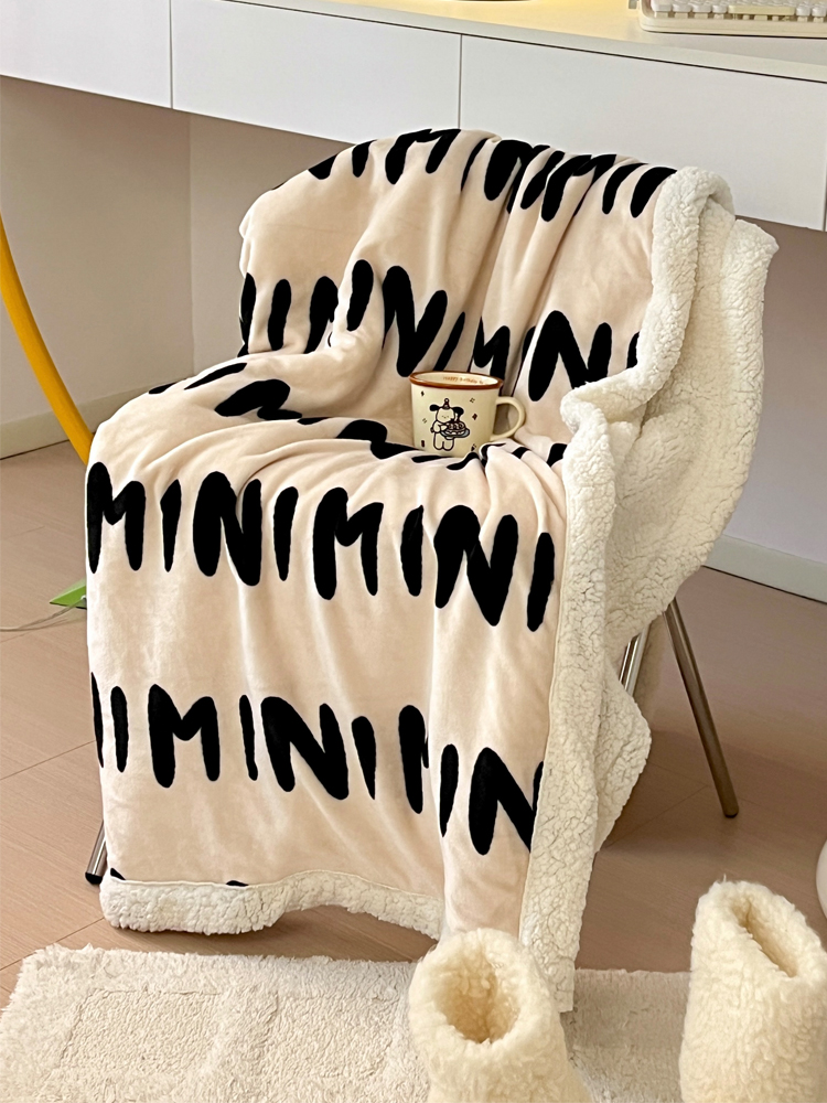 北歐風牛奶絨毯 舒適保暖午睡沙發毯 蓋毯