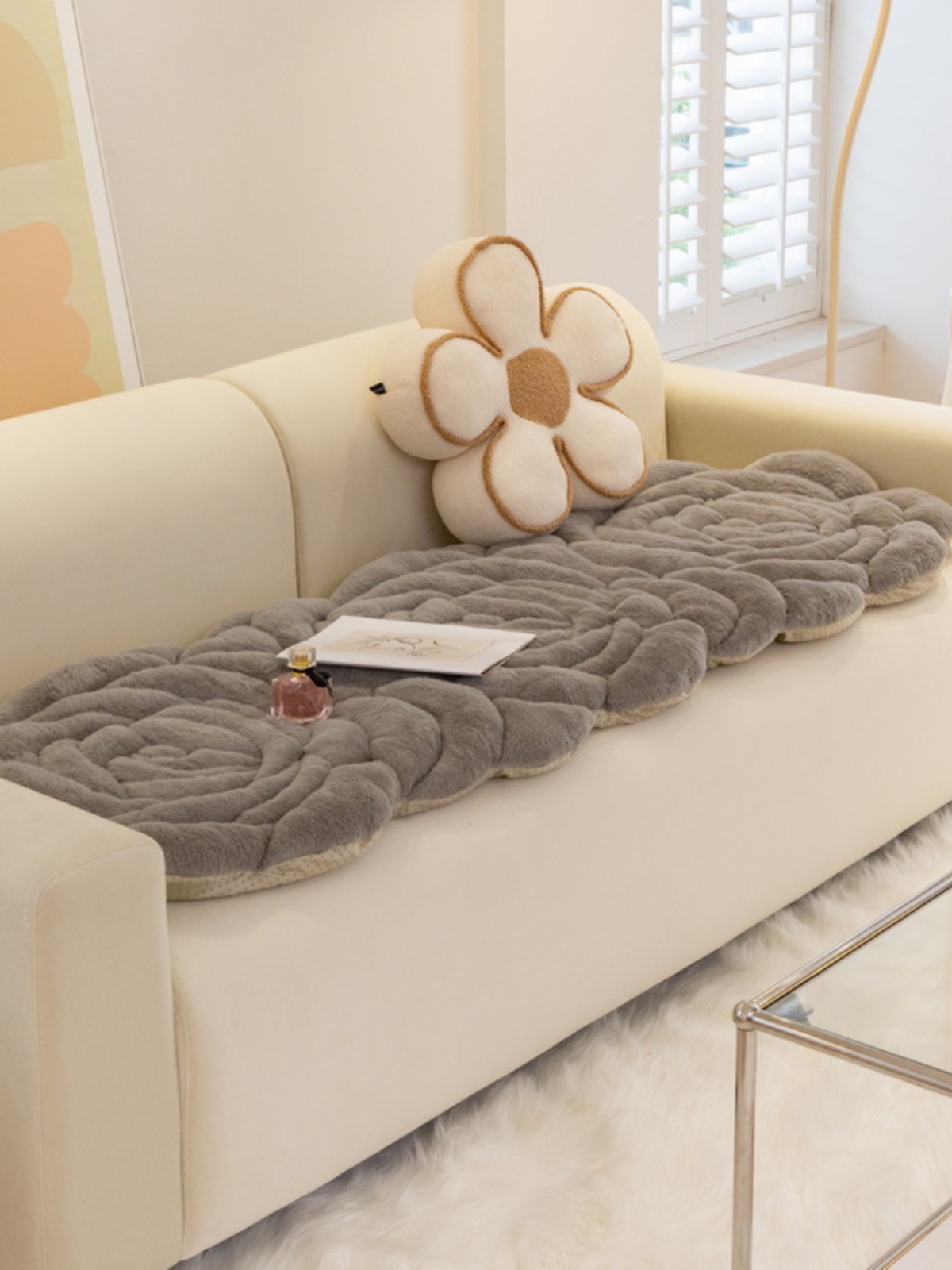 復古玫瑰花形狀毛絨加厚坐墊防滑且適用於三人沙發 (8.3折)